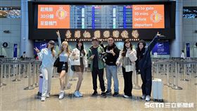 ▲CT AMAZE的成員Jessy、秀秀子、嘎琳、小映和樂天女孩若潼自費前往東京。（記者劉彥池攝影）