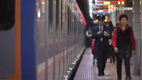 ▲台鐵林姓司機20日駕駛4021次區間車從花蓮和平站發車，竟在駕駛室猝死。（示意圖／資料照）