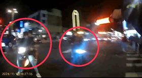 士林騎士違規左轉被警方開罰。（圖／翻攝畫面）