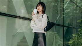 愛莉莎莎坦承業配有漲價。（圖／翻攝自愛莉莎莎IG）