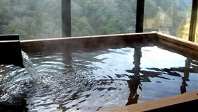 施冠偉透露一名男病患泡湯後感染陰蝨，導致私密處搔癢不已。（示意圖，pixabay）