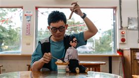 視網膜看台劇八點檔練就「開罵」特殊才藝。（圖／公視台語台提供）