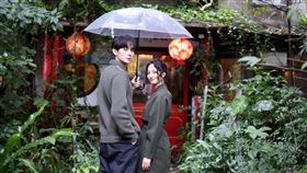 張軒睿、韓寧接受《三立新聞網》專訪。（圖／記者鄭孟晃攝影）