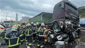 台61線,西濱公路,林口段,砂石車,追撞