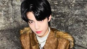 《SCOOL》林子宸因感情問題耽誤星途。（圖／翻攝自IG）