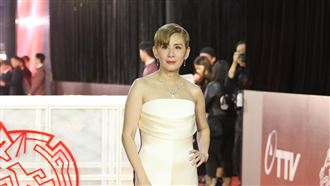 金馬紅毯/吳君如老淚縱橫　2女神辣翻全場