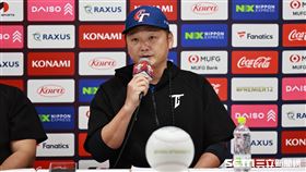 ▲世界12強棒球錦標賽複賽，台灣隊總教練曾豪駒出席賽後記者會。（圖／特派記者劉彥池攝影）