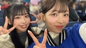 林襄飛日本幫台灣隊加油，在東京巨蛋區開起小型簽名會。（圖／翻攝林襄IG）