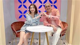 Paul（右）和愛妻育有兩女。（圖／翻攝自Paul臉書）