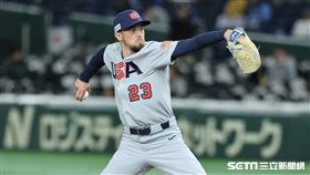 ▲世界12強棒球錦標賽季軍戰，美國隊先發投手勞倫斯（Casey Lawrence）。（圖／特派記者劉彥池攝影）