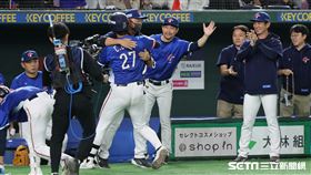 ▲世界12強棒球錦標賽冠軍戰，台灣隊捕手林家正炸裂陽春砲。（圖／特派記者劉彥池攝影）