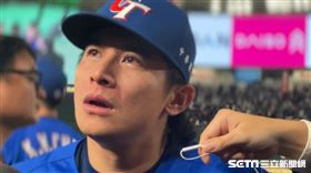 ▲台灣隊長陳傑憲奪得12強冠軍後，受訪哽咽談天上父母。（圖／記者張沛嘉攝影）