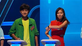 阿翔（左）和屠潔兩隊實力勢均力敵（圖／公視台語台提供）