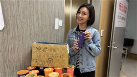 吳婉君請客。（圖／民視提供）