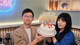 視網膜（左）拜見唐綺陽老師驚喜慶生（圖／小公視提供）