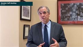  民主黨籍參議員默克利Jeff Merkley（圖／翻攝自Jeff Merkley ig）