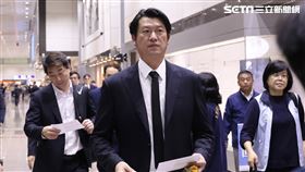 台灣隊25日晚間抵達台，牛棚教練王建民現身桃園機場。（圖／記者鄭孟晃攝影）