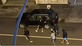 台中、球棒隊、砸15車、討債