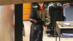 吳慷仁同居邵雨薇。鏡週刊