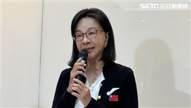 ▲「滾床單」周玉蔻判1年6月，張淑娟出面鞠躬謝謝每一位幫她加油的人並哽咽說「不然我活不到今天！」（圖／記者陳怡潔攝影）