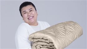 林美秀透露睡前都會跟老公蓋棉被純聊天。（圖／PP石墨烯提供）