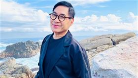 文章相隔四十年，來北海岸舊地重遊。（圖／翰森娛樂提供）