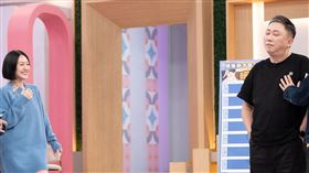 趙正平（右起）被小S摸胸（圖／東森提供）