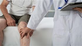 冷空氣來襲！膝蓋比天氣更凍？疼痛大爆發醫師教你一招解決痛（業配勿用）