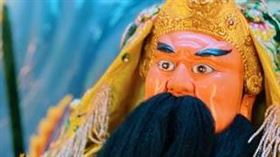 ▲紫微大帝手勢太特別，千萬別誤會。（圖／北源玄都玉京）