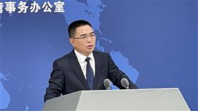 陸片奪得金馬三大獎 國台辦：支持正常合法電影交流針對中國大陸電影奪得今年度金馬獎3個獎項，且角逐獎項的電影頗多，中國大陸國台辦發言人陳斌華27日說，陸方一貫支持兩岸開展「正常的、合法合規」的電影交流活動。中央社記者邱國強北京攝  113年11月27日