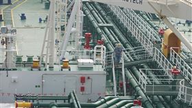 中油新建「安運輪」（2）台灣中油公司11日舉行新建5萬噸級油品化學品船命名典禮，發言人林珂如表示，相信在台船的優異造船技術及優良品質下，新船的加入能為中油公司未來船隊營運帶來莫大助益。圖為安運輪上一景。中央社記者董俊志攝  113年11月11日