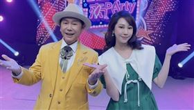 黃西田（左）很疼愛女兒黃露瑤。（圖／翻攝臉書）