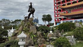 圓山百年神龍再現！薇閣文教公益基金會董事長李傳洪：破雲而出、一飛沖天。（圖／薇閣文教公益基金會提供）