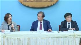 ▲「健康台灣推動委員會」會後記者會。衛福部次長次長林靜儀、衛福部長邱泰源、次長周志浩等人出席。（圖／翻攝自健康台灣推動委員會直播）