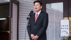 國民黨立法院黨團總召傅崐萁昨天嘲笑洪申翰，是高中畢業的勞動部長，「這是國家之恥」。（圖／翻攝自鏡週刊）