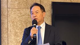 金寶伺服器L2 估2025年量產電子代工廠金寶29日舉辦法人說明會，總經理陳威昌（圖）表示，伺服器產品已通過認證，目前以PC板製造（L2）為主，2025年將進入量產階段，預期到2026年才會有比較好的貢獻。中央社記者吳家豪攝  113年11月29日