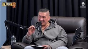 館長開直播首回應民代站北檢外喊告。（圖／翻攝自
館長惡名昭彰YouTube）