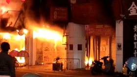 嗆傷,房東,火警,鞭炮,爆炸聲,娃娃機店,台中市