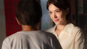 楊謹華《餘燼》、許瑋甯。（圖／本地風光提供）