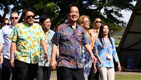 賴總統出訪 參觀畢夏普博物館（1）總統賴清德（前藍紫衫）出訪太平洋3友邦，去程過境夏威夷停留2晚，專機在夏威夷時間11月30日上午抵達，首站賴清德出席參觀畢夏普博物館（Bishop Museum）。中央社記者翁睿坤檀香山攝 113年12月1日
