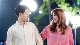 嘴甜心狠、抓大放小！高段位女生的 6 個戀愛法則（圖片來源：tvN）