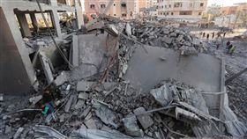 以色列軍隊今天攻擊加薩走廊，至少15名巴勒斯坦人喪生。（圖／路透社／達志影像）