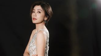 賈靜雯真實年齡曝光　店員嚇傻：這是妳？