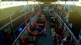 搭公車沒繫安全帶　駕駛不忍了怒飆乘客