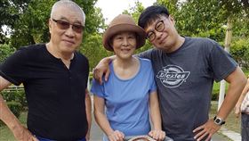 馬力歐（右）與父母合照（圖／本人提供）