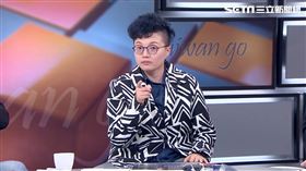 吳靜怡在三立新聞「前進新台灣」節目中曝光捐款金流。