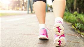 走路、散步示意圖／pixabay