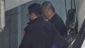 京華城案  北檢再提訊柯文哲台北地檢署偵辦京華城案已到收尾階段，為釐清相關金流等細節，檢察官29日下午再度提訊在押的前台北市長柯文哲（右）。中央社記者徐肇昌攝  113年11月29日