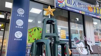 不只有塑膠椅　「這些」都可以堆成耶誕樹