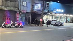 警方火速到場協處，讓整起事件順利落幕。（圖／翻攝畫面）